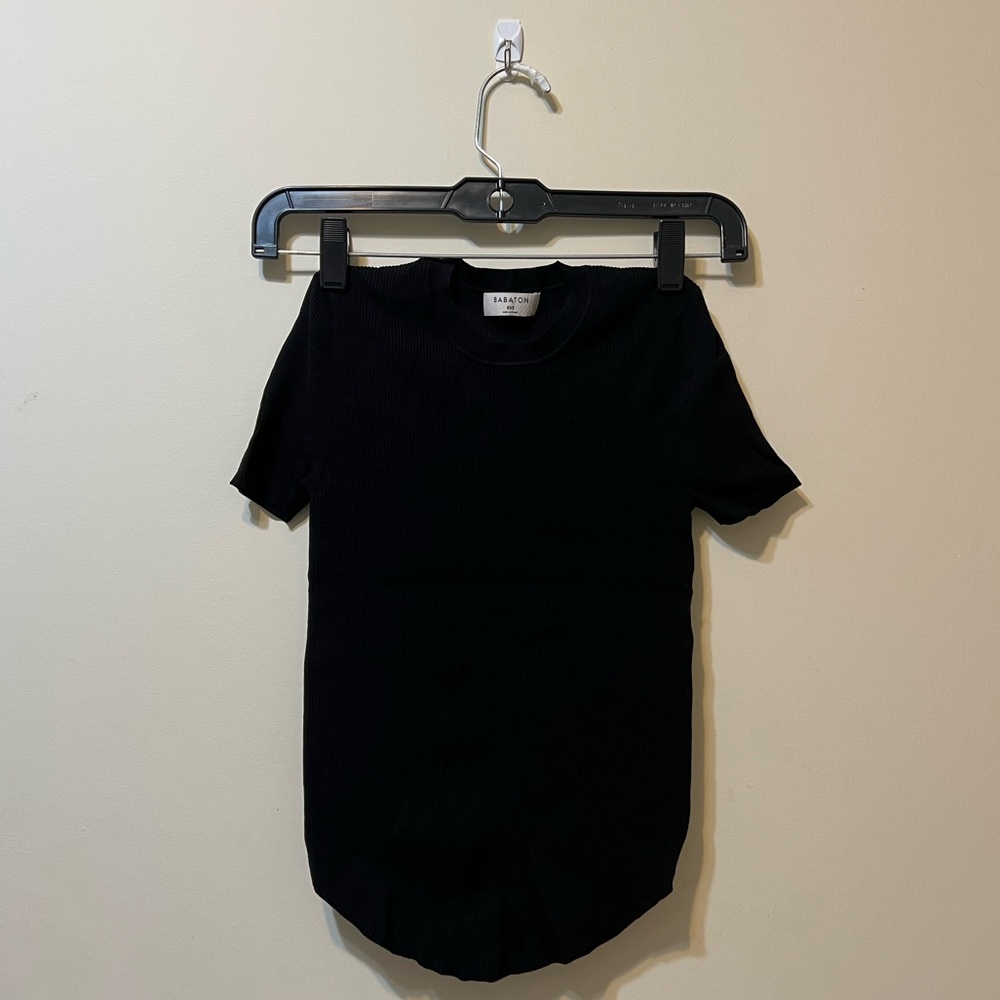 Aritzia Ribbed Short Sleeve Top